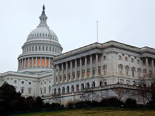 Палата представителей Конгресса США приняла компромиссный законопроект об отсроч