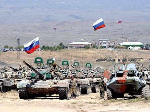 Деятели культуры стран СНГ посетили российскую военную базу в Армении