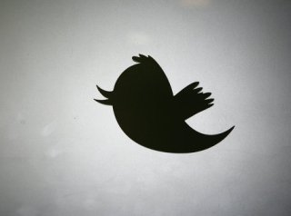 Французский суд обязал Twitter передавать властям данные антисемитов
