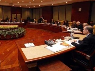 Связанный с убийством Динка чиновник назначен министром