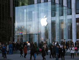Apple-ը զիջել է աշխարհում ամենաթանկ ընկերության կոչումը