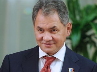 Глава Минобороны России Сергей Шойгу прибывает в Армению