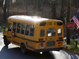 В США мужчина убил водителя школьного автобуса и похитил ребенка