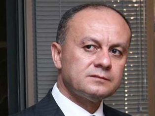 Սեյրան Օհանյանը ծառայակցի կրակոցից սպանված զինվորի եղբորն այդ զորամասից կտեղափոխ