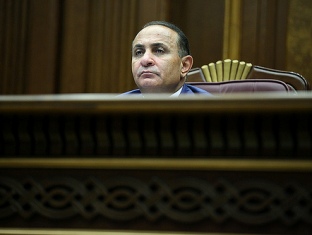 «Հրապարակ». Հովիկ Աբրահամյանը լարված էր