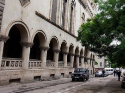 Местом выступления Саакашвили вместо парламента станет библиотека