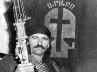 Армянский подполковник запаса считает размещенный в Интернете видеоматериал о ги