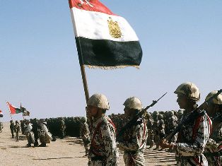 Армия Египта дала политикам 48 часов на урегулирование разногласий