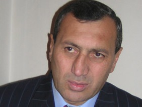 Սուրեն Խաչատրյանը` Ֆրանսիայում իր բնակություն հաստատելու մասին
