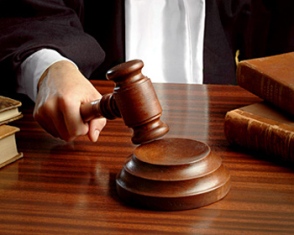 «Առավոտ».  ՀՀ ոստիկանապետի ընդունարանի աթոռի արյան հետքը հաստատվել է