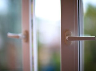 56-year-old woman commits suicide In Yerevan