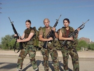 К 2016 году женщины будут воевать в США наравне с мужчинами