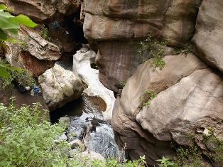 Սատանի կամրջից քաղաքացի է ընկել