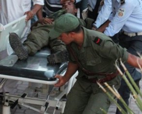 Боевики напали на патруль армии Туниса на границе с Алжиром