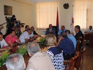 Գյումրիում քննարկել են լուսավորության հարցերը