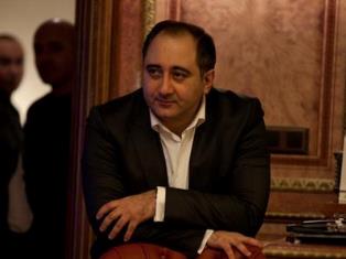 Ես դեռ կվերադառնամ. Մարկ Սաղաթելյան (ֆոտո)