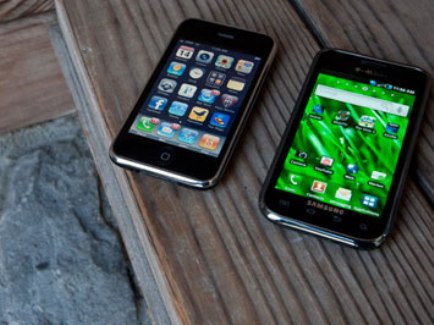 Հարցում. Ինչո՞վ են տարբերվում iPhone, Android եւ BlackBerry հեռախոսներ օգտագործո