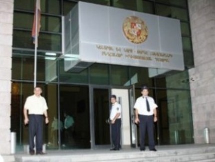 «Բանդայի» պարագլուխ համարվող Արտյուշա Հակոբյանի հայրը մի տեսաերիզ է ուղարկել Սեր