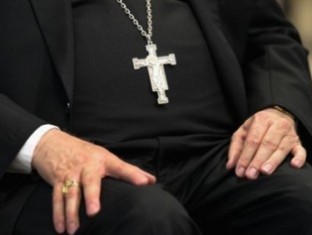 Суд Лос-Анджелеса публикует ранее засекреченные документы о педофилии священнико