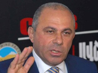 Ալիկ Սարգսյանը՝ բանդայի գործին իր առնչության մասին. Ամբաստանյալների ծնողները որո