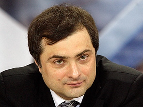 Сурков опроверг свое возращение в Кремль