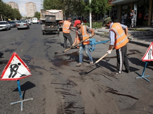 Ավարտին են մոտենում փողոցների ճաքալցման աշխատանքները