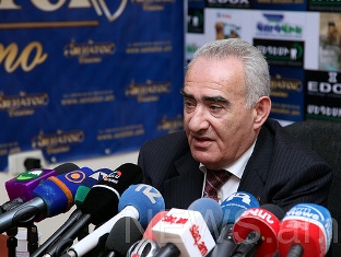Գալուստ Սահակյանն առաջարկում է ձերբակալել Սամվել Ալեքսանյանին