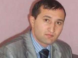 Ադրբեջանում շարունակվում են ընդդիմադիր լրագրողների հետապնդումները
