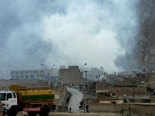 Не менее 10 человек погибли при теракте у церкви в Пакистане