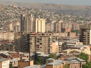 Сейсмолог: Плотно застроенный Ереван небезопасен