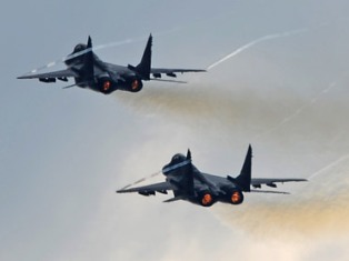 В небе над Нью-Йорком были перехвачены три самолета