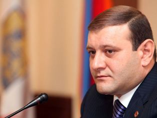 Мэр Еревана создал комиссию по вопросу цены на транспорт