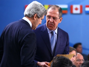 Лавров передал Керри данные о причастности боевиков к химатаке в Сирии