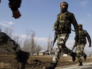 В Кашмире ликвидированы напавшие на полицейских террористы