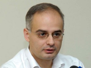 Armenia’s military prosecutor is more acceptable as future attorney general than