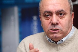 «168 ժամ». Քոչարյանը գիտի բիզ սրողի անունը