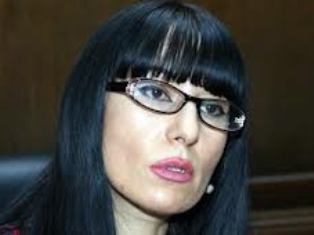 Եթե անգամ ԱՄՆ դեսպանն այնտեղ է եղել, երեւի թե քաղաքավարի բարեւել եւ անցել եմ. Նա