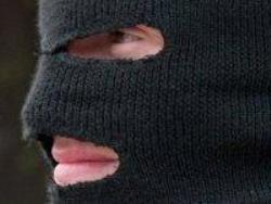 30 человек в масках устроили нападение на один из московских складов