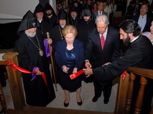Manuscript gallery opens at Holy Etchmiadzin