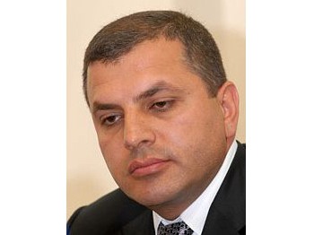 Новый губернатор Араратской области Армении не имеет бизнеса и вышел  из рядов А