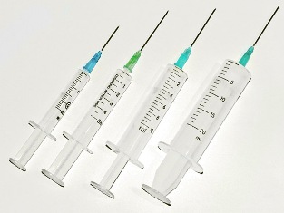 Российская компания будет производить в Армении шприцы