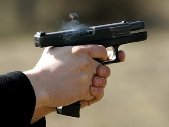 Из-за драки со стрельбой в Оренбурге погиб молодой человек