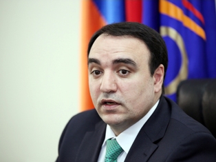 Секретарь Совбеза Армении: Ереван выступает за нормализацию отношений с Турцией
