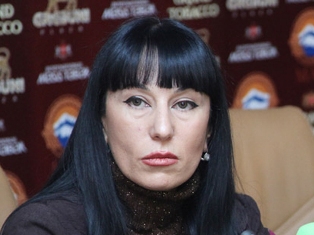 Наира Зограбян: Правительство «копипастит» свои мысли