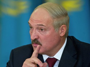 Лукашенко призвал страны СНГ отстаивать интересы друг друга