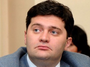 Бачо Ахалая приговорен к 3 годам и 9 месяцам лишения свободы