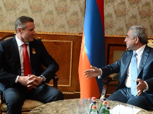 Նախագահն ընդունել է աթլետիկայի ֆեդերացիաների ներկայացուցիչներին