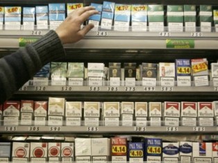 В Нью-Йорке запретили продавать сигареты людям до 21 года