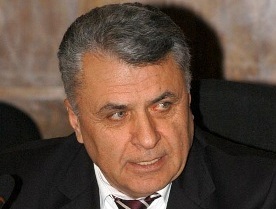 Չեմ գնալու թոշակի, ինձնից հեռու մնացեք. Կոտայքի մարզպետ