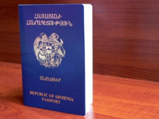Սպառնում էր կտրել բազկերակները